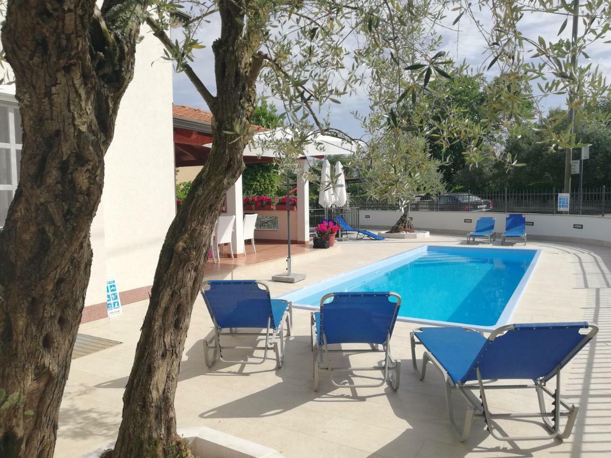 Villa Zare Poreč Exterior foto